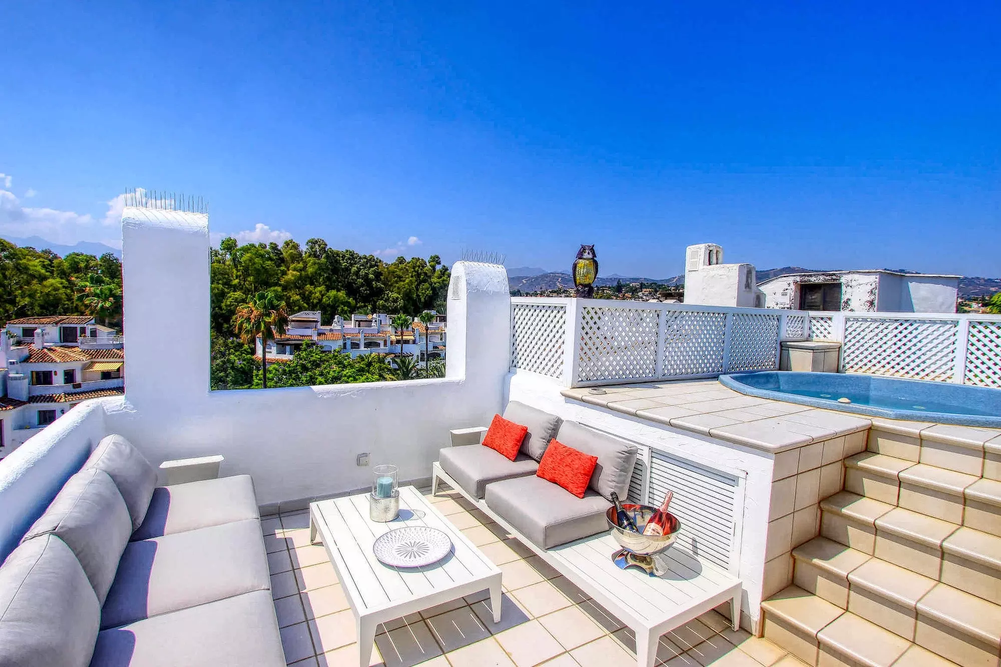 Golden Beach — Luxury 5-bedroom Beachside Triplex Penthouse With Touristic License.