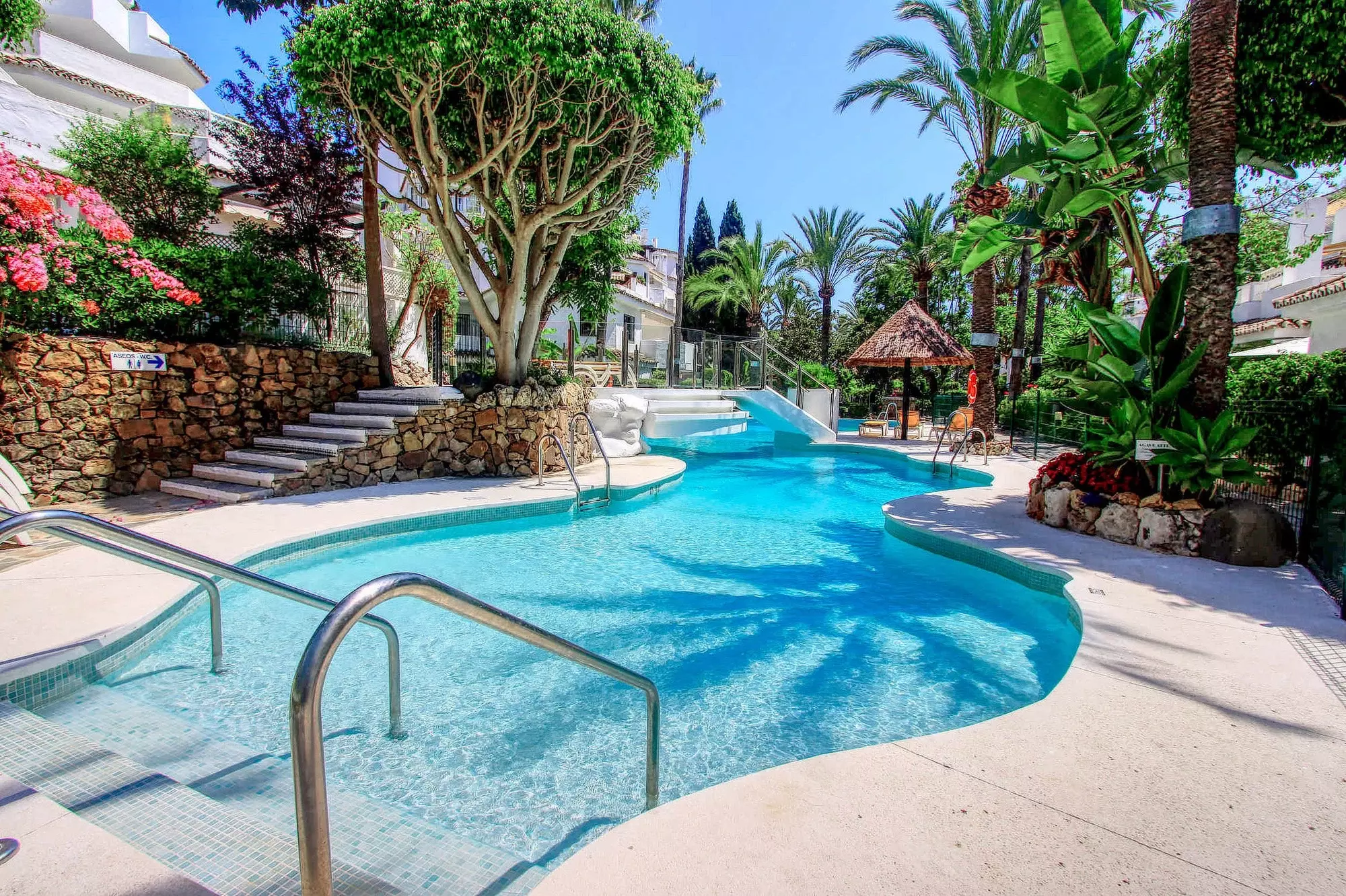 Golden Beach — Luxury 5-bedroom Beachside Triplex Penthouse With Touristic License.