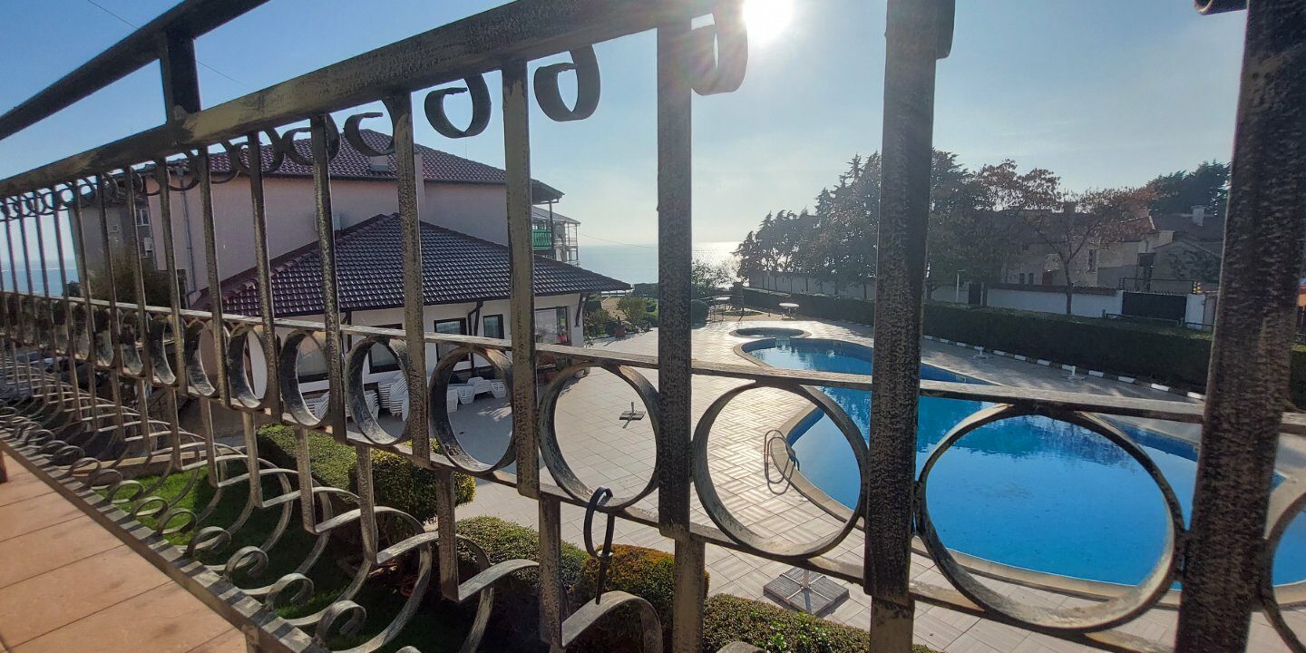 Apartment Of 67 M² With Two Rooms In Location