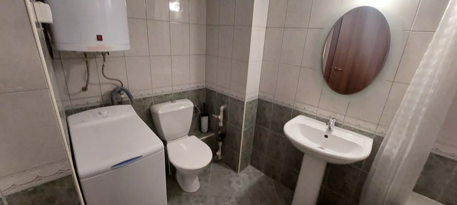Apartment Of 67 M² With Two Rooms In Location