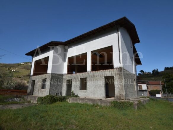 Villa Of 0 M² In Via Stazione, Santo Stefano Belbo