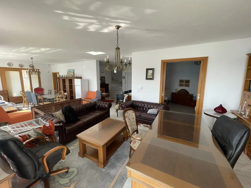 Villa Of 450 M² In Kavala Suburbs