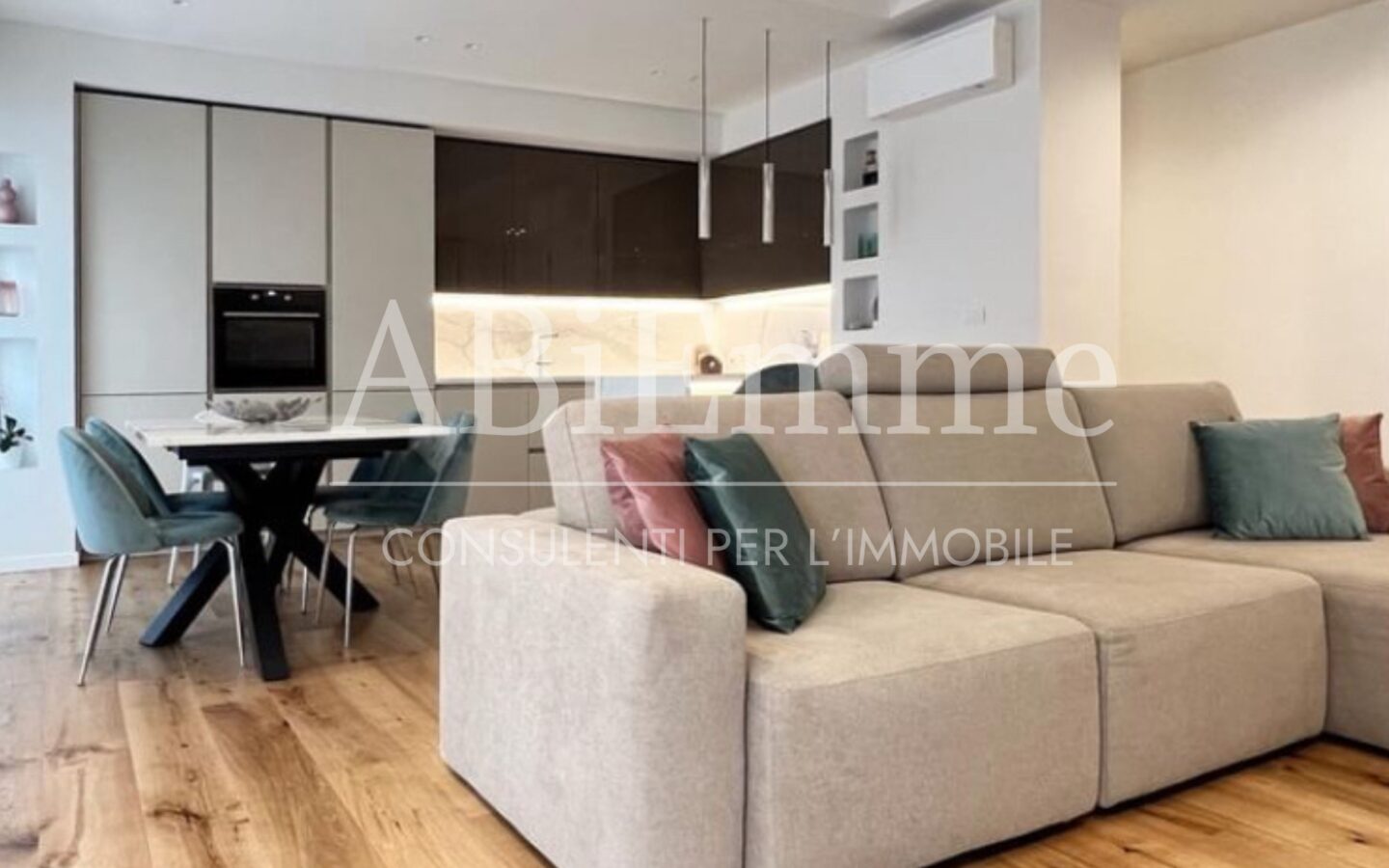 Apartment For Sale Corso Fratelli Bandiera 19, Alba