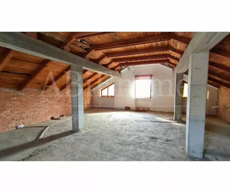 12 Villa For Sale In Verduno (langhe)