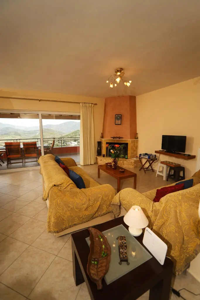 Detached House Of 160 M² In Corfu