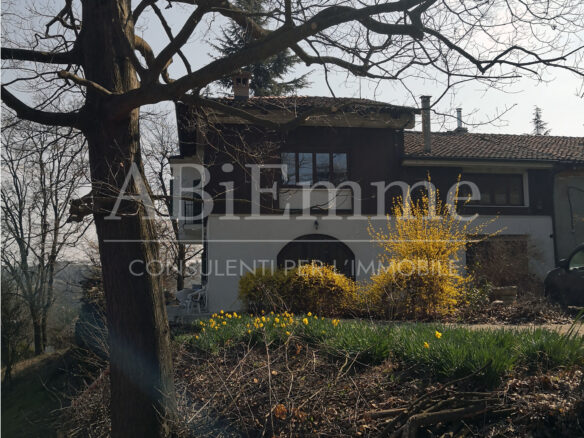 Villa For Sale In San Damiano D’asti (at)