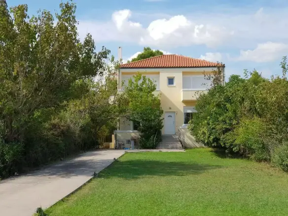 Detached House Of 271 M² On The Euboea Island