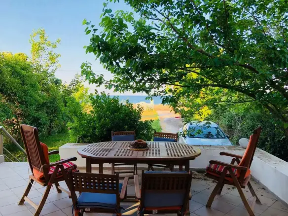 5-bedroom Detached House In Nilea, Greece (271 M²)