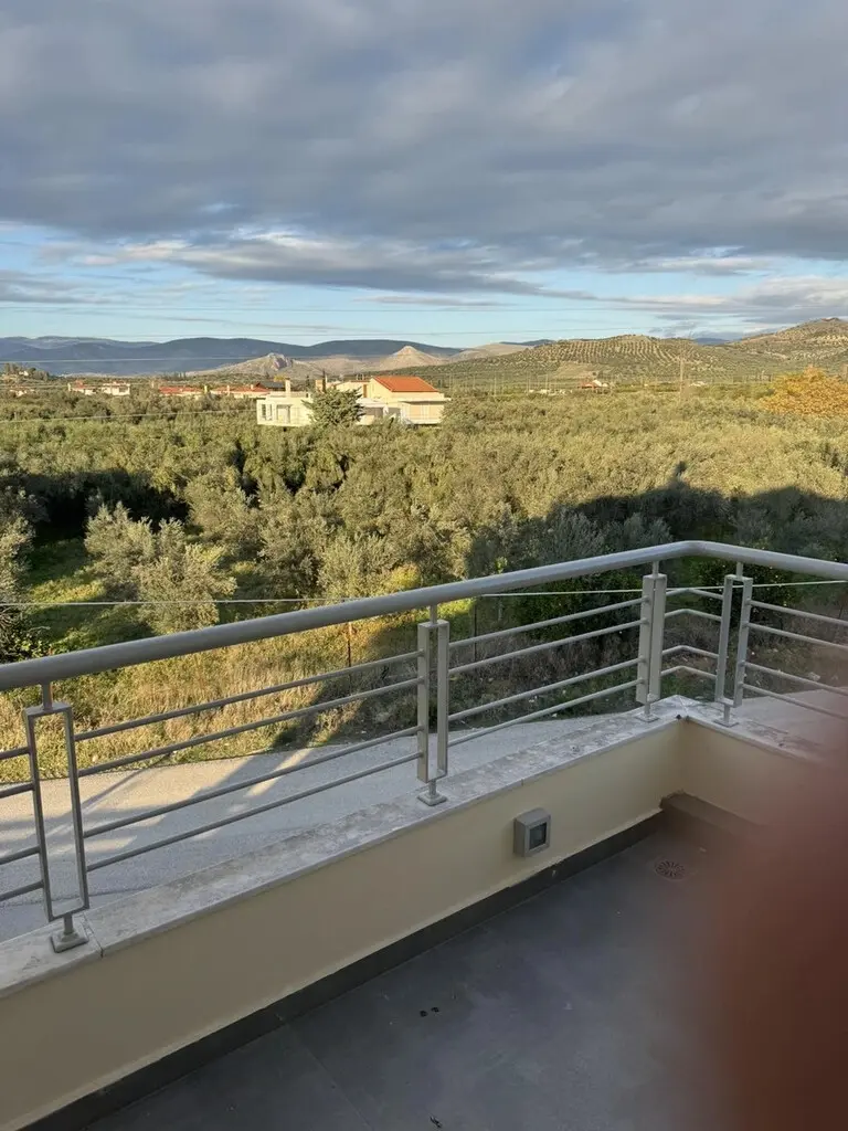 Detached House Of 198 M² In Peloponnese