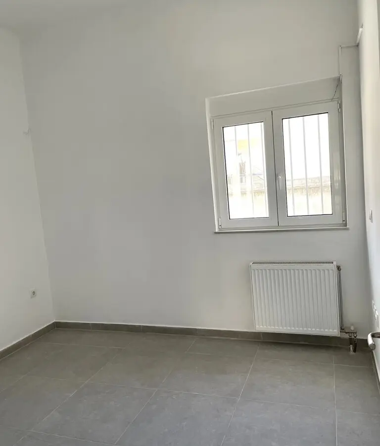 2-bedroom Flat In Pallini, Greece (82 M²)