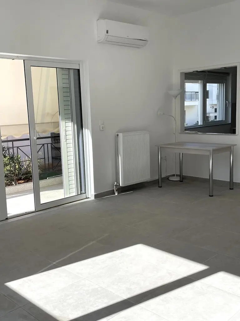 Flat Of 82 M² In Athens