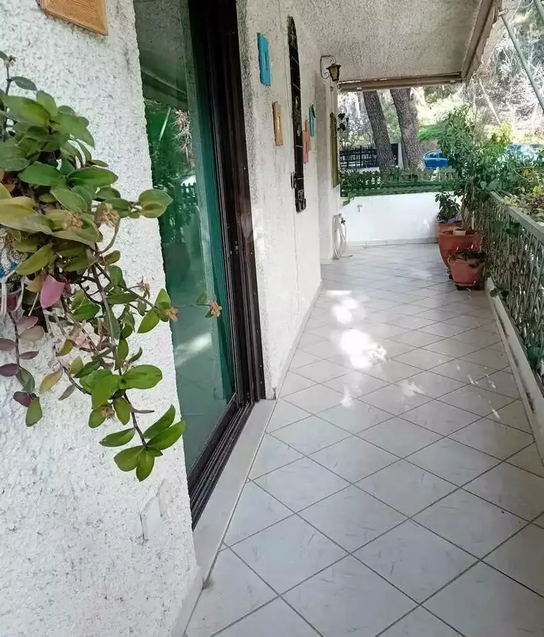 3-bedroom Flat In Marousi, Greece (121 M²)