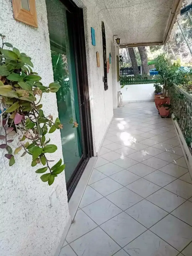 Flat Of 121 M² In Athens