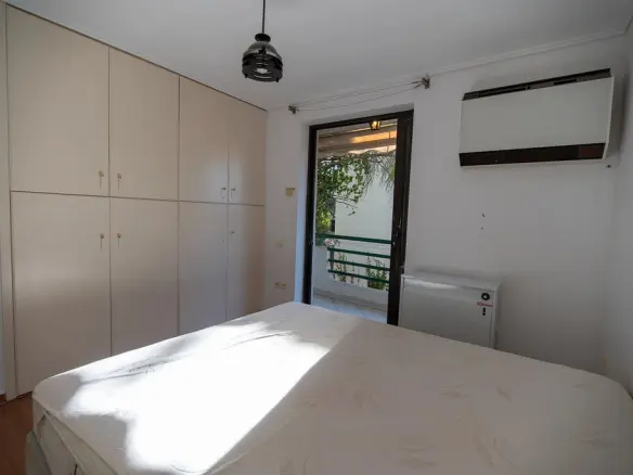 3-bedroom Flat In Marousi, Greece (121 M²)