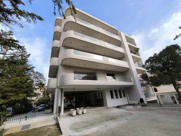 Flat Of 135 M² In Athens