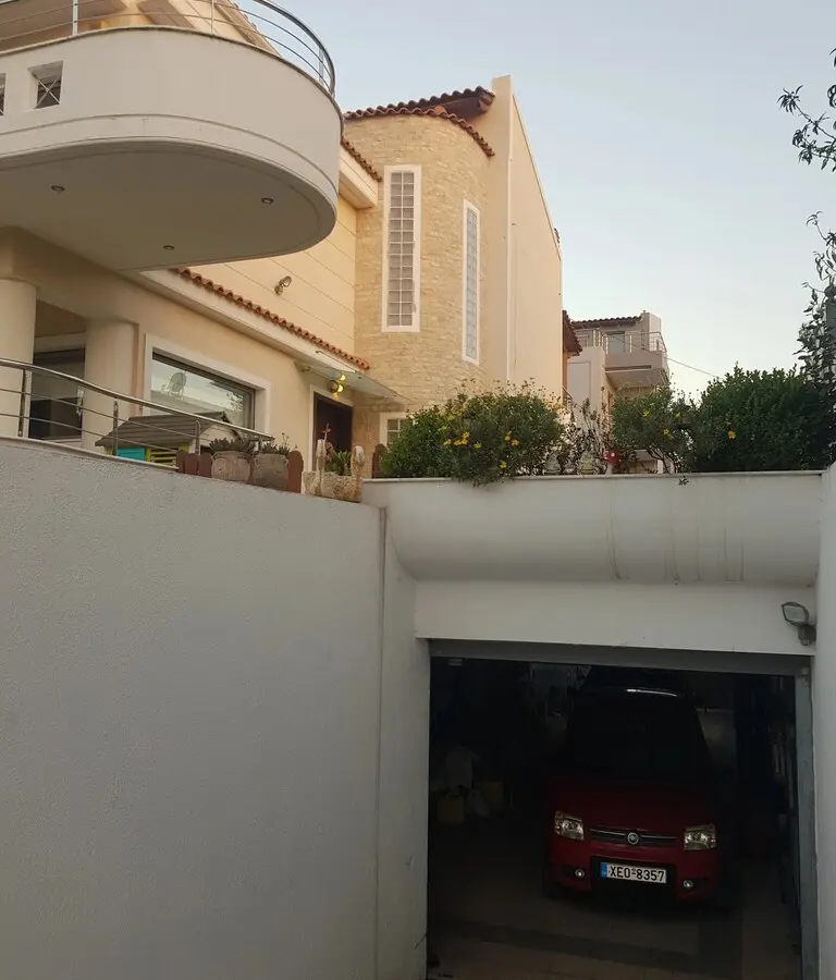 4-bedroom Detached House In Kifissia, Greece (497 M²)