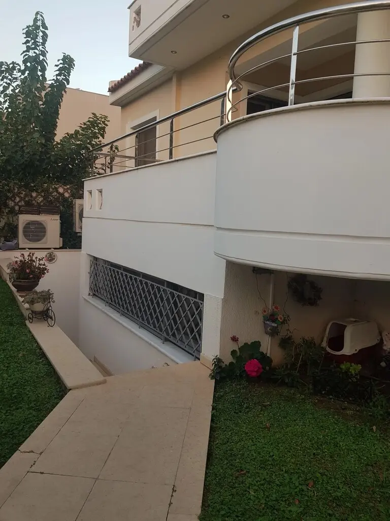 Detached House Of 497 M² In Athens