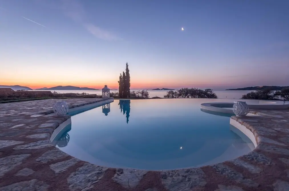 Villa Of 300 M² In Ermionida, Eastern Peloponnese