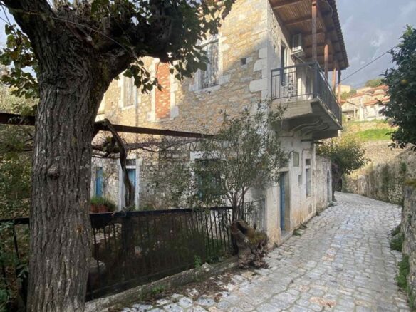 Detached House For Sale, Exochori Lefktros, West Mani
