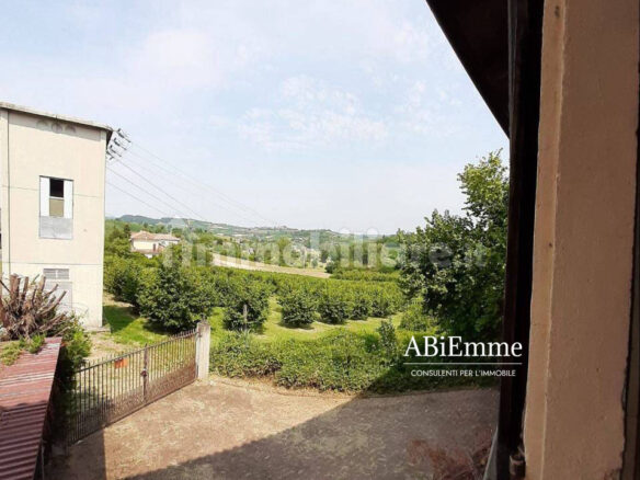 Villa For Sale In Moasca (at)
