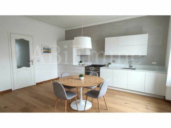 Villa For Sale In Verduno (langhe)
