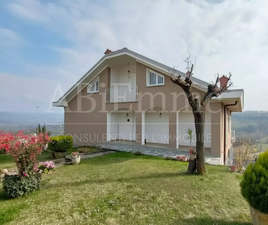 AI06 Villa For Sale In Verduno (langhe)