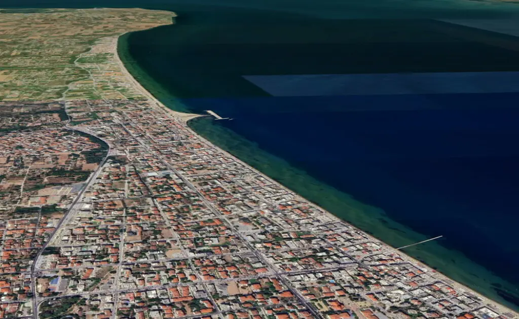Land Of 2084 M² In The Suburbs Of Thessaloniki
