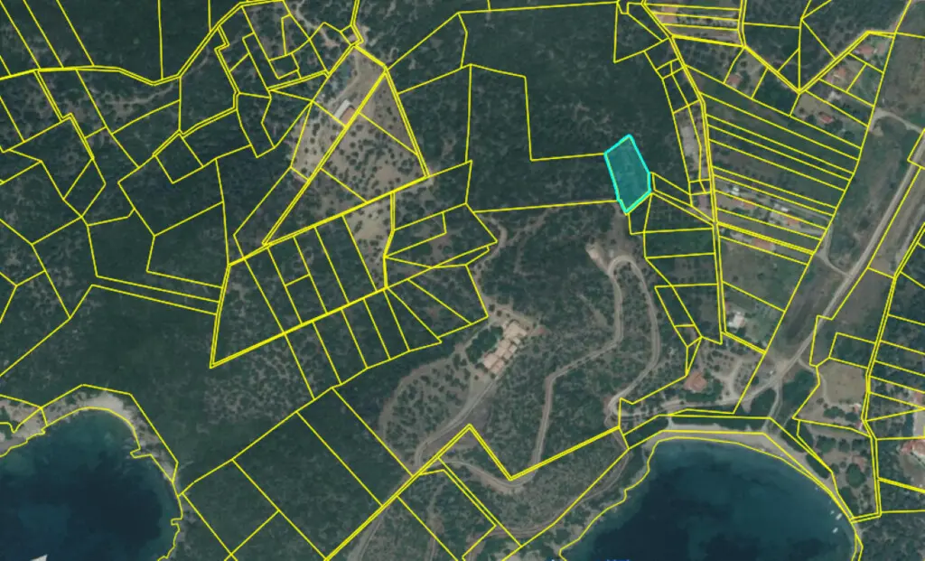 Land Of 1700 M² In Athos, Chalkidiki