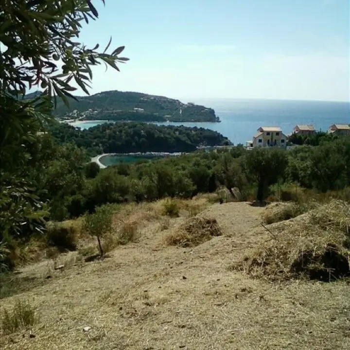 Land Of 1700 M² In Athos, Chalkidiki