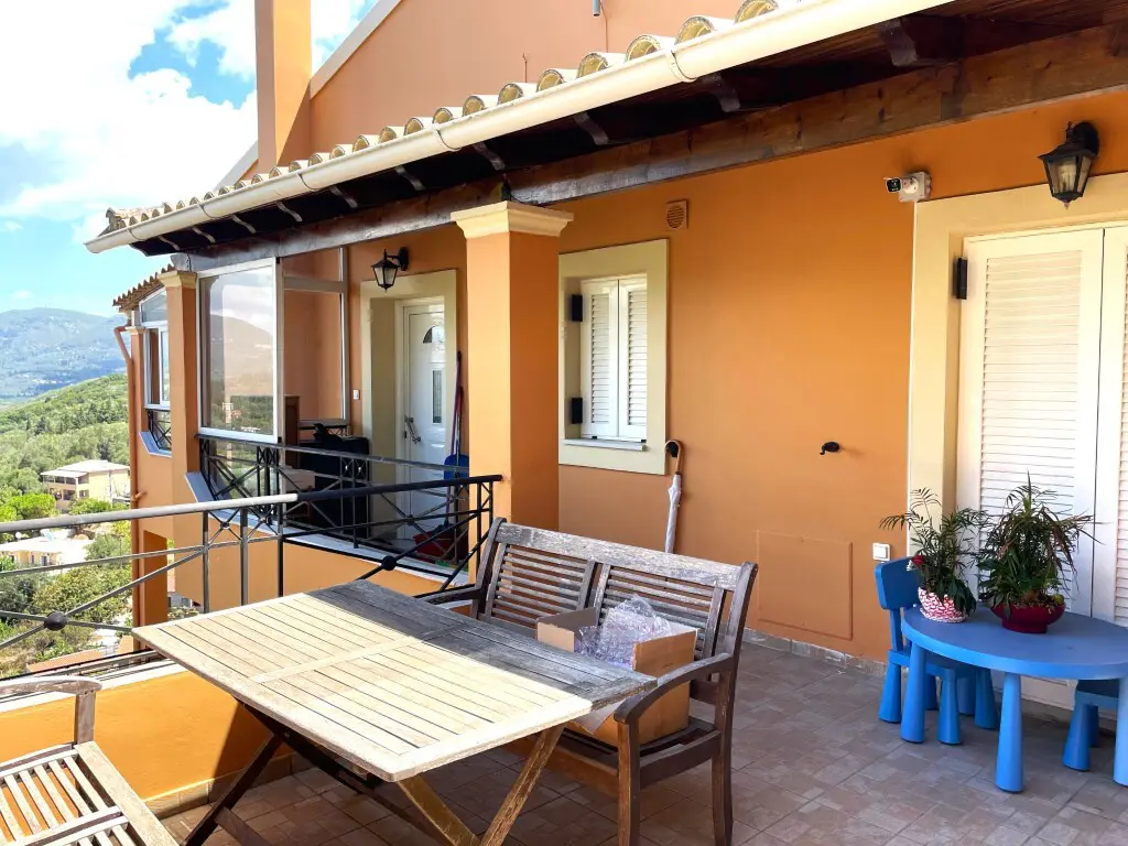 Detached House Of 160 M² In Corfu