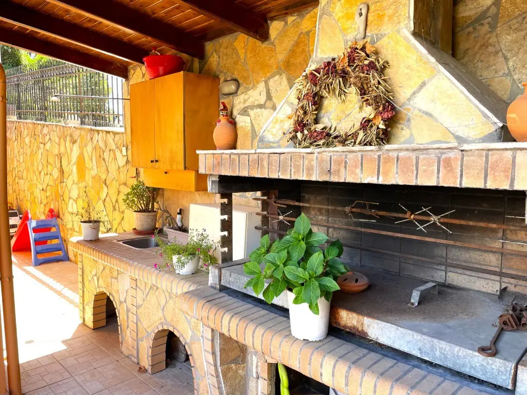 Detached House Of 160 M² In Corfu