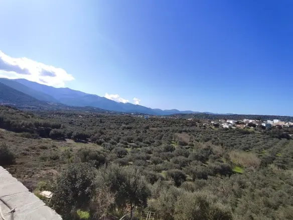 Detached House In Neapoli, Greece (288 M²)