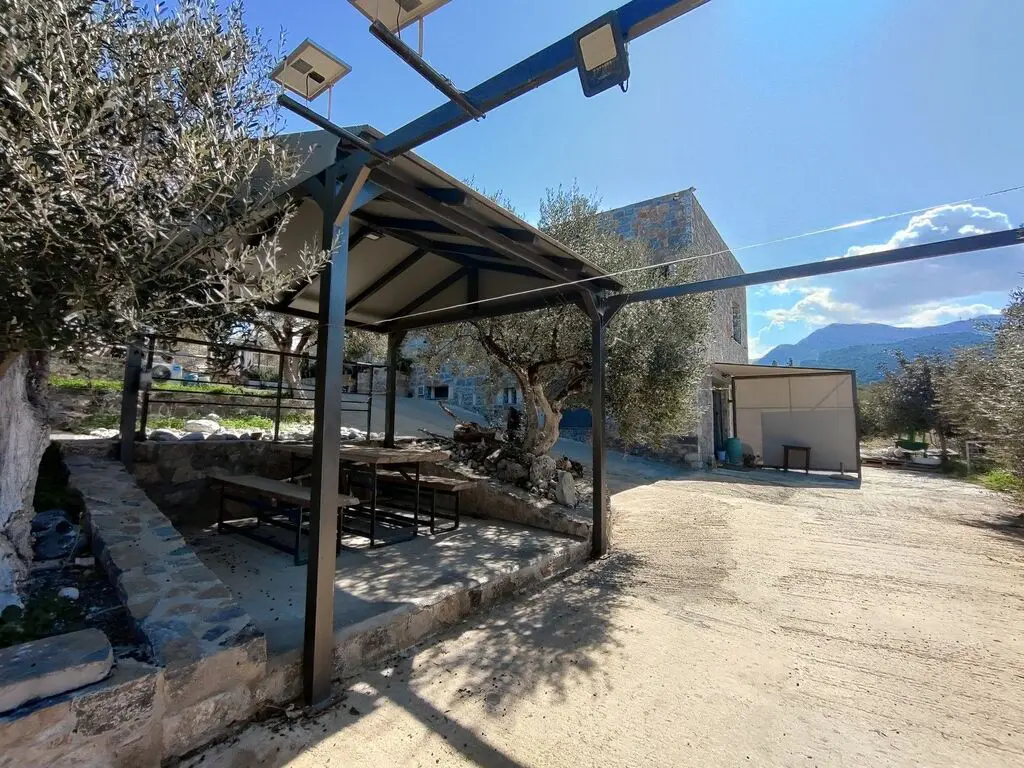 Detached House Of 288 M² In Crete