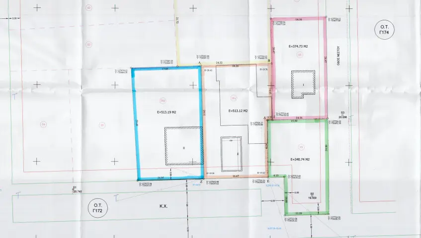 Land Of 513 M² In The Suburbs Of Thessaloniki