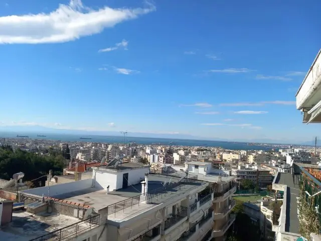 Flat Of 61 M² In Thessaloniki