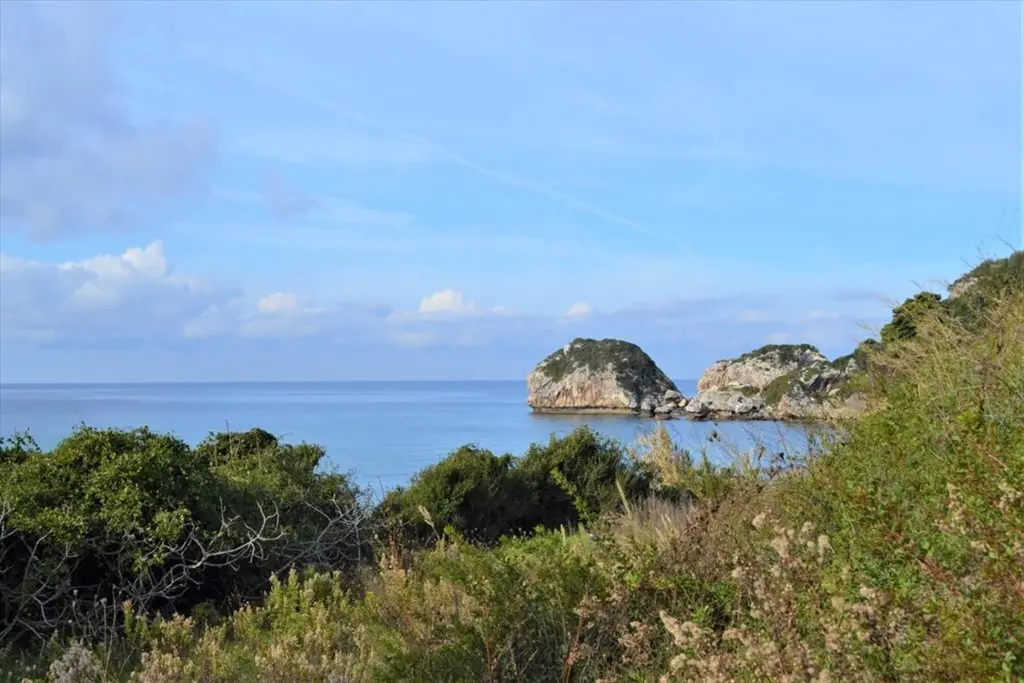 Land Of 10959 M² In Corfu