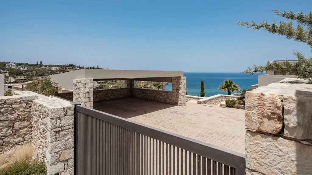 Villa Of 200 M² In Crete