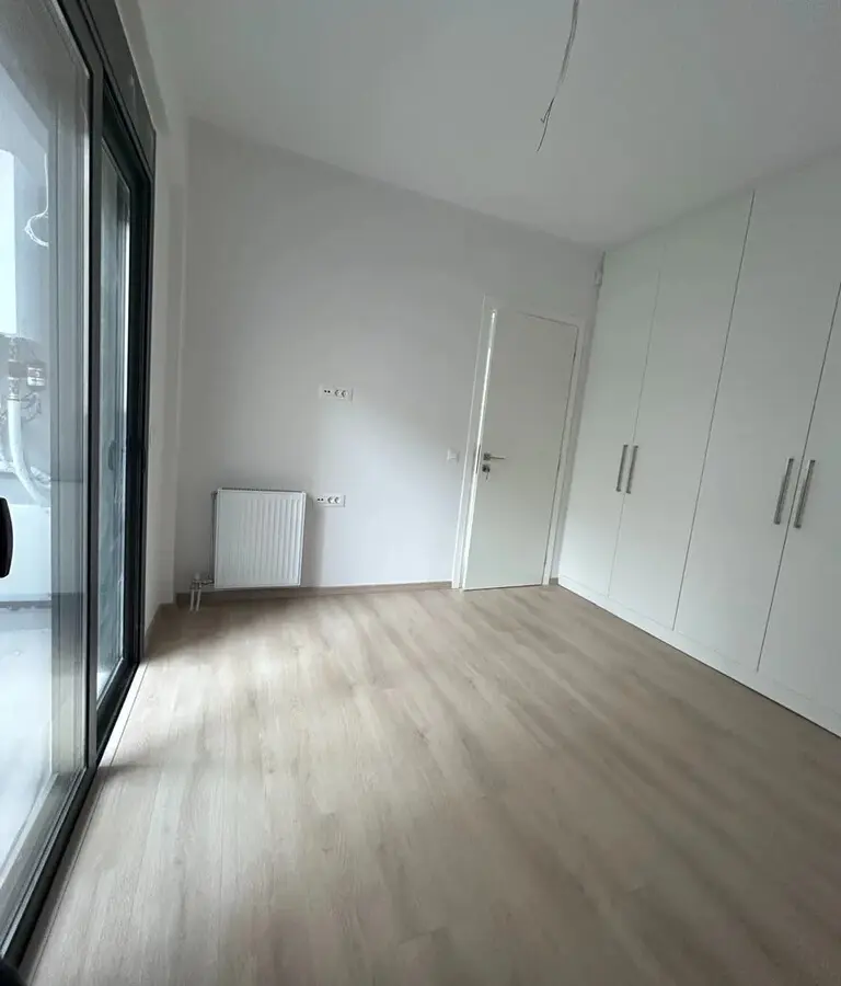 3-bedroom Maisonette In Palaio Faliro, Greece (136 M²)
