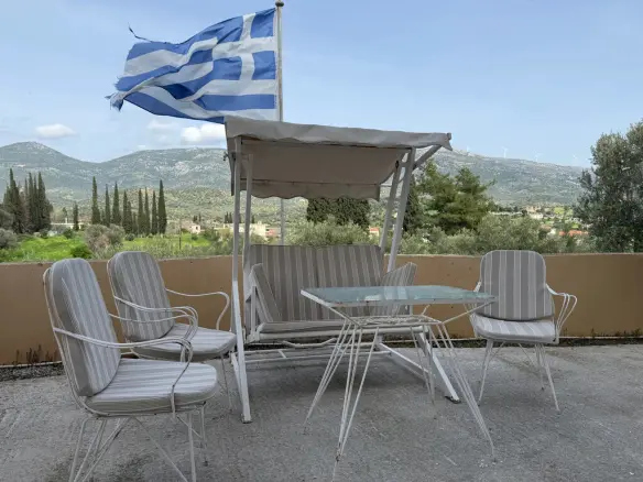 2-bedroom Maisonette In Amarinthos, Greece (145 M²)