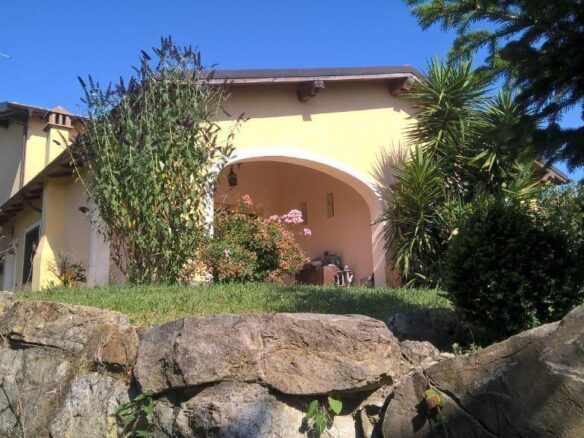 Stunning Semi-detached Villa In Colle Diana (sutri)