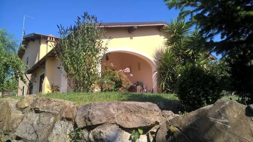 Twenty-family Villa Of 500 M² With Garden And Terrace In Sutri