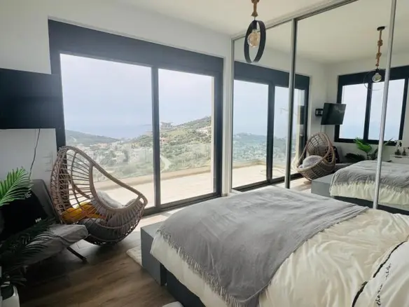 3-bedroom Detached House In Anavissos, Greece (150 M²)