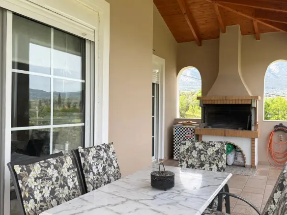2-bedroom Maisonette In Amarinthos, Greece (145 M²)
