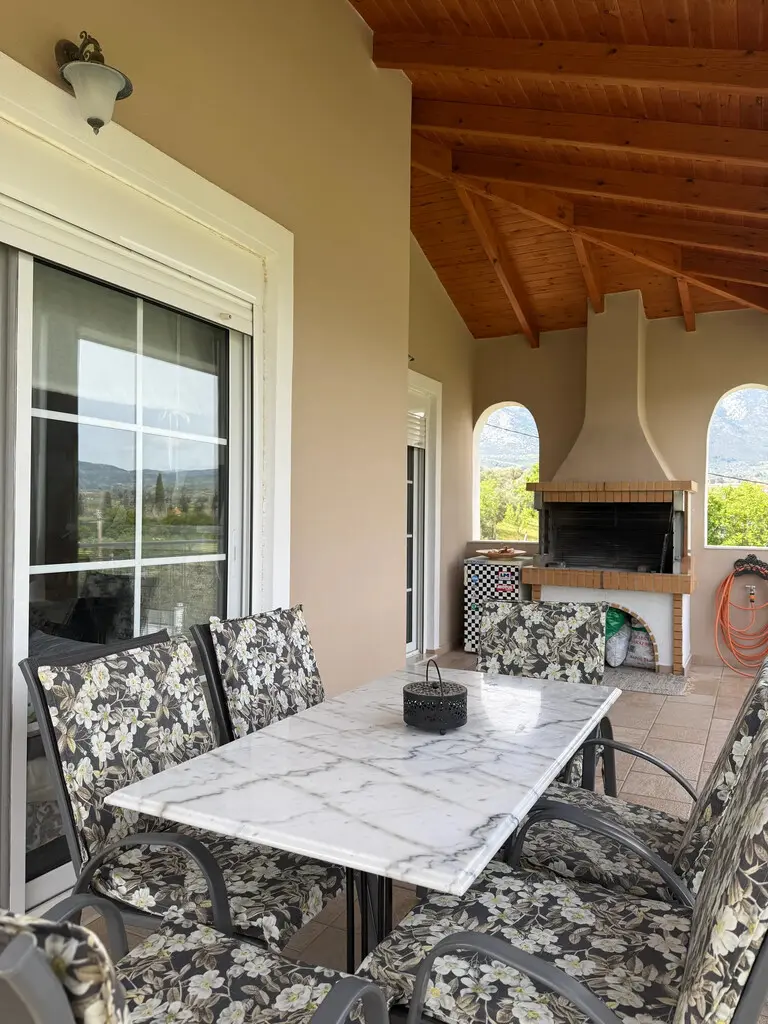 Maisonette Of 145 M² In Euboea Island
