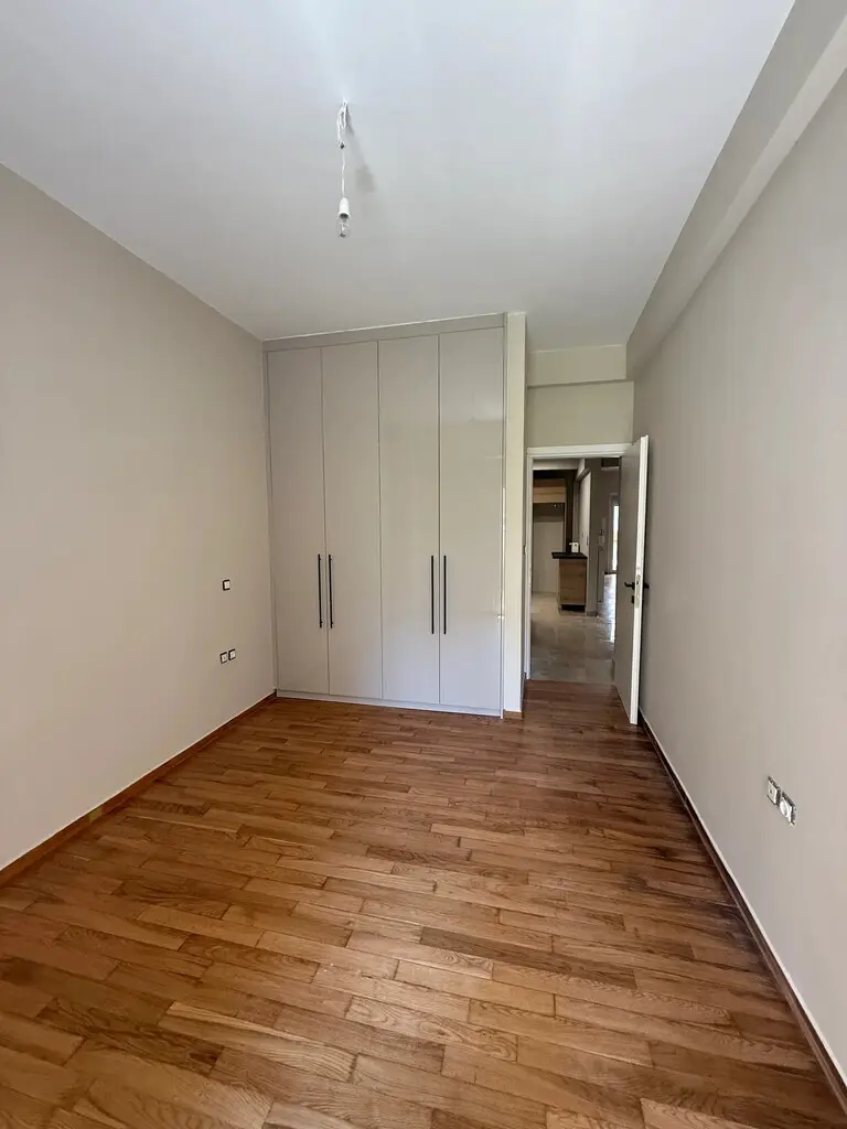 Flat Of 82 M² In Athens