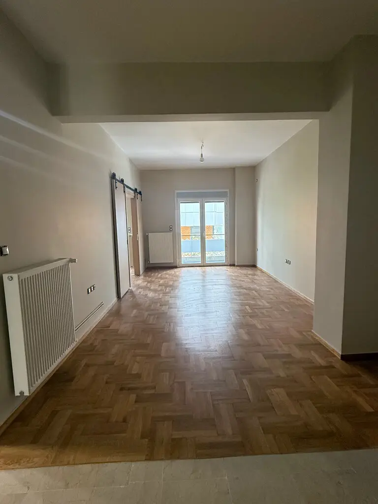 Flat Of 82 M² In Athens