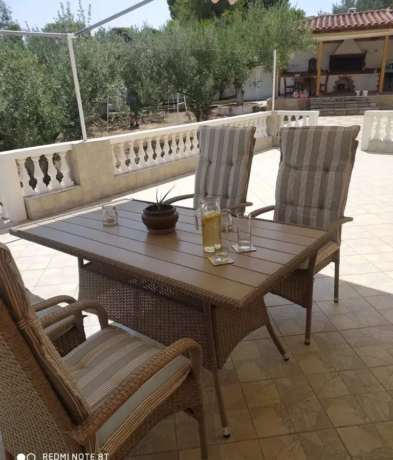 5-bedroom Detached House In Loutraki-perachora, Greece (225 M²)