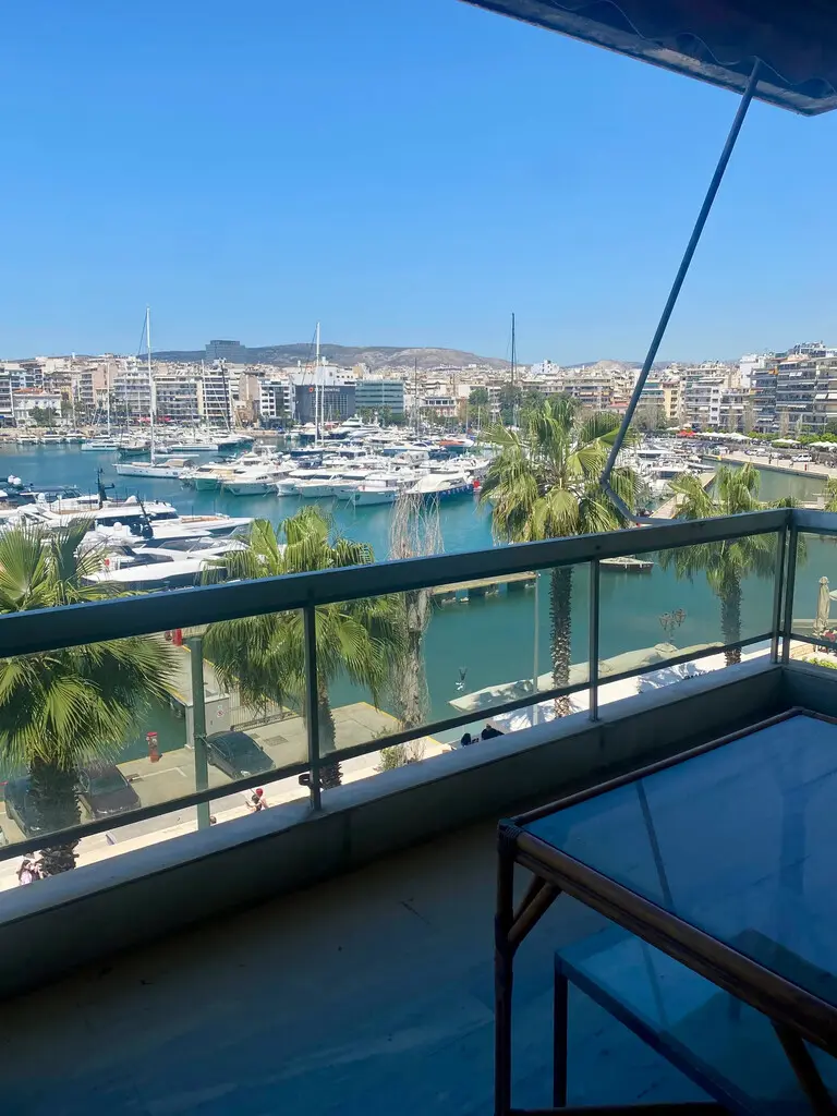 Flat Of 105 M² In Athens