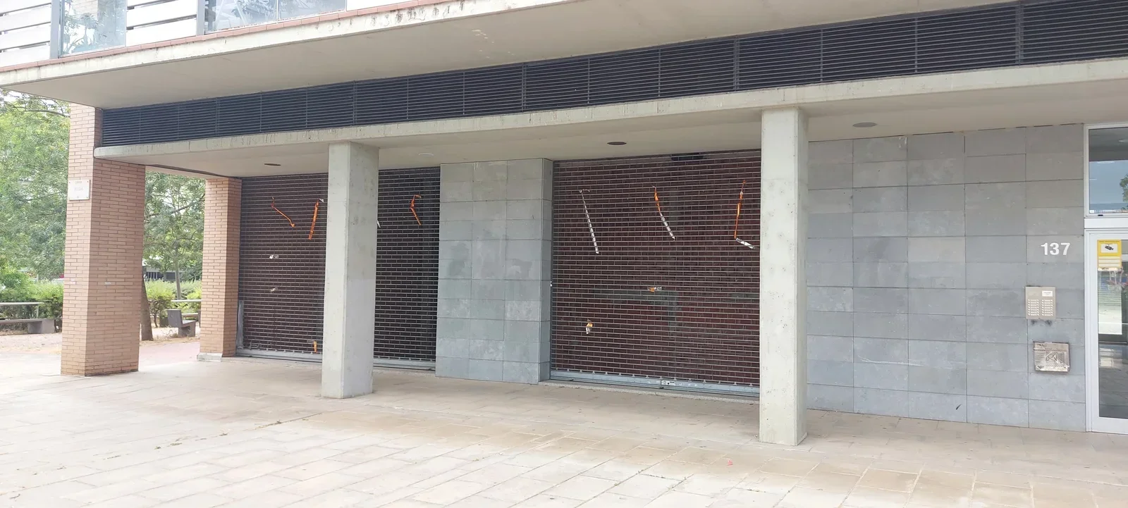 Commercial Of 83 M² In Girona, Spain