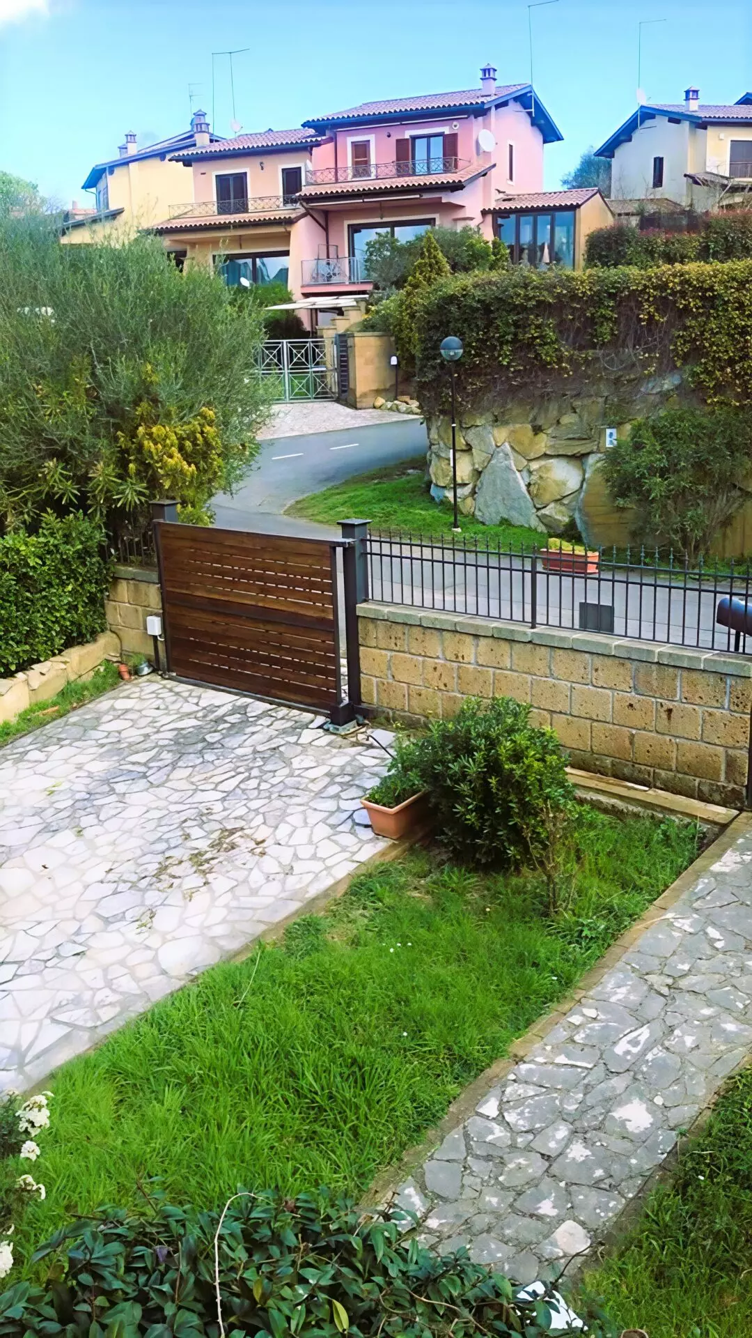 Twenty-family Villa Of 500 M² With Garden And Terrace In Sutri